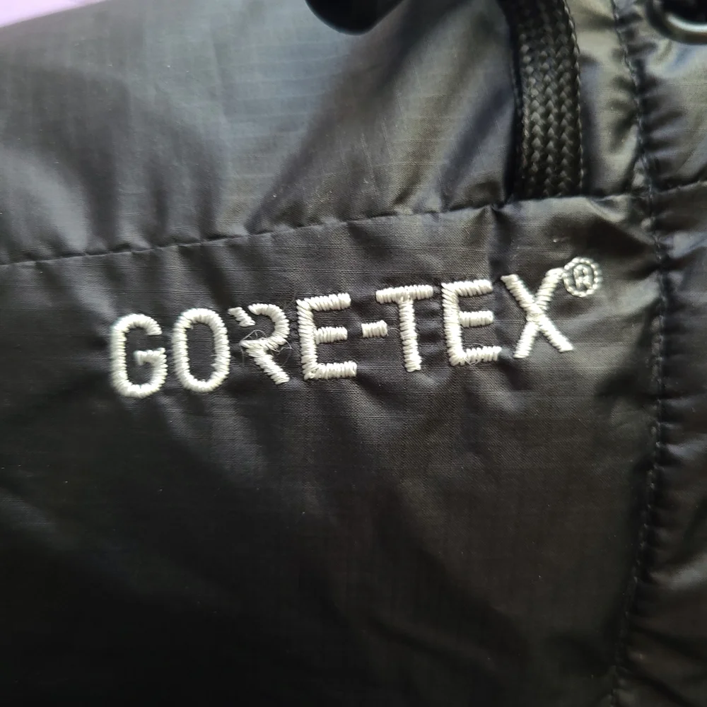 GORE-TEX Mounrain Hardwear Winter Weather Ski Snow Black Mittens Gloves Utility - Picture 5 of 6